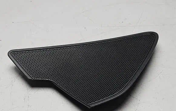 Audi A6 S6 C7 4G Front door speaker cover trim 4G0035424A 4G0035424