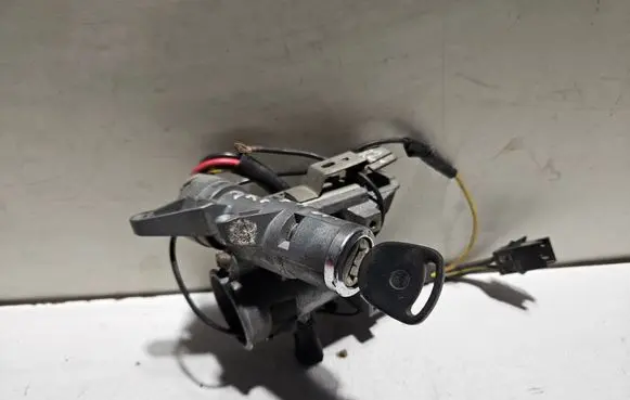 Ford Granada Ignition lock 4581 G48045