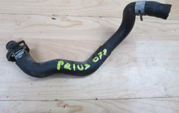 Toyota Prius (XW20) Engine coolant pipe/hose