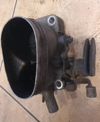 Audi 100 200 5000 C3 Throttle valve Bu203 6781