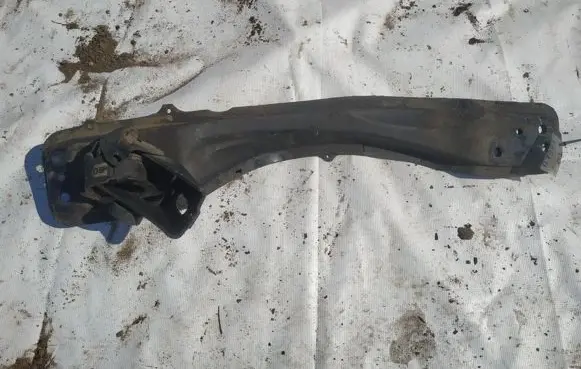 Toyota Avensis T250 Front subframe