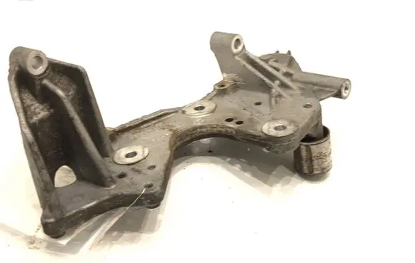 Volkswagen Phaeton Engine mounting bracket 059130147P