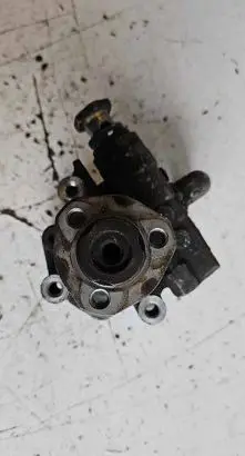 Volkswagen Golf IV Power steering pump 1J0422154A