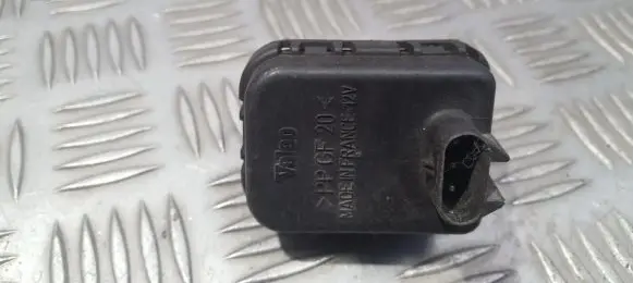 Opel Zafira A Headlight level adjustment motor 