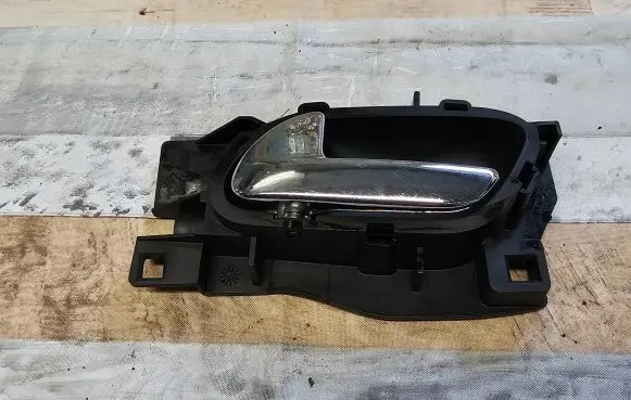 Peugeot 407 Front door interior handle 96526678VD