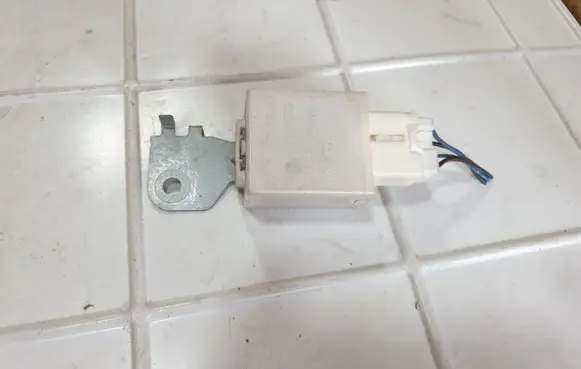 Mazda 6 Light relay 3213653020