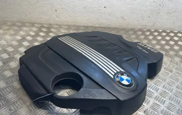 BMW 1 E81 E87 Engine cover (trim) 77974108
