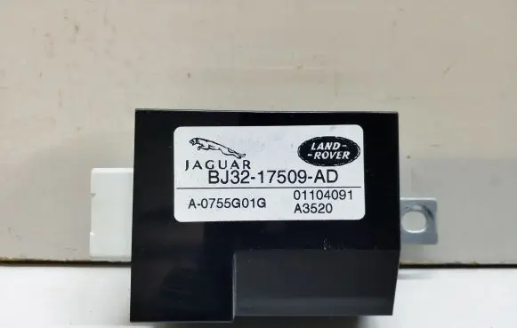 Jaguar E-Pace Window wiper interval relay BJ3217509AD