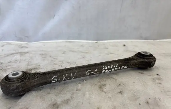 Porsche Panamera (970) Rear upper control arm/wishbone 970331043