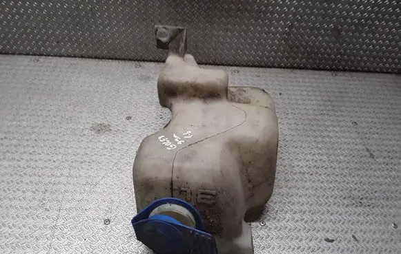 Volkswagen Golf IV Windshield washer fluid reservoir/tank 1J0955453B