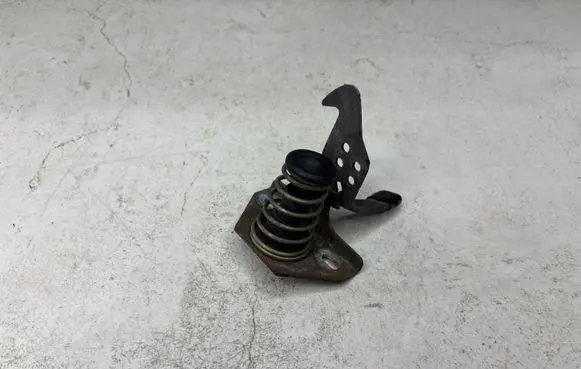 BMW 5 E60 E61 Engine bonnet/hood lock/catch 