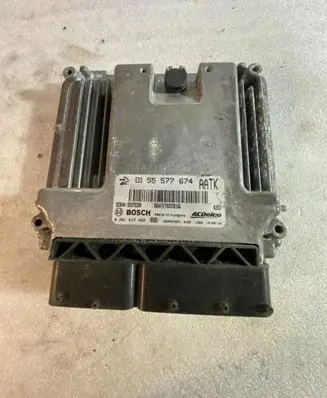 Opel Insignia A Engine control unit/module 55577674 0281017452 55575358