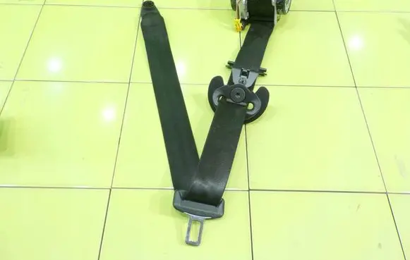 Jaguar XE Front seatbelt 635393200A BEZPIECZENSTWA