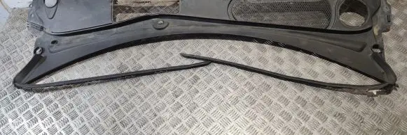 Volvo S90, V90 Wiper trim 31402275