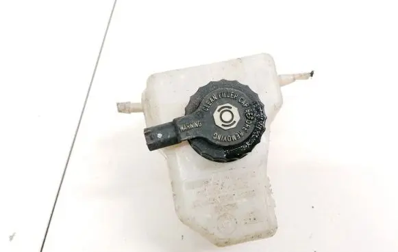 BMW 1 E81 E87 Brake fluid reservoir 03350886541 03.3508-8654.1
