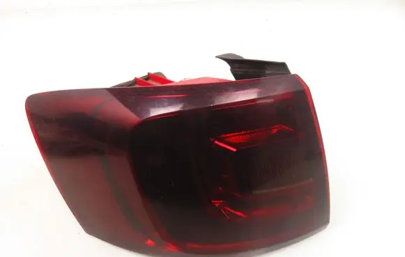 Volkswagen Jetta VI Rear/tail lights