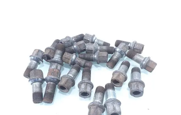 Audi A6 S6 C7 4G Nuts/bolts 