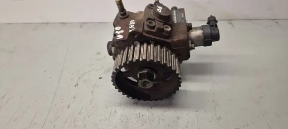 Volvo V50 Fuel injection high pressure pump 0445010102