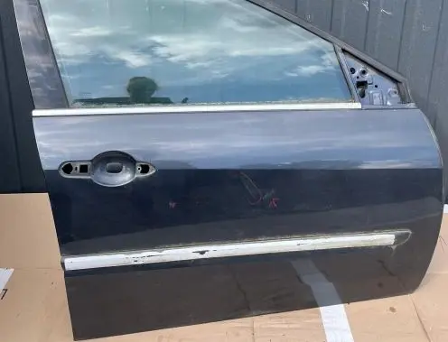 Renault Laguna III Front door