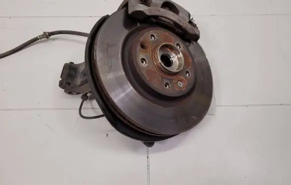 Renault Kadjar Front wheel hub spindle knuckle