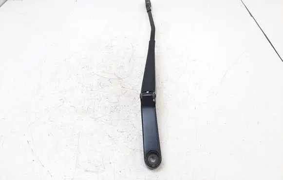 Front wiper blade arm