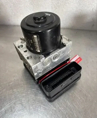 Volkswagen Multivan T5 Master brake cylinder