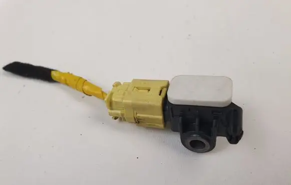 Alfa Romeo Giulietta Airbag deployment crash/impact sensor 50509587