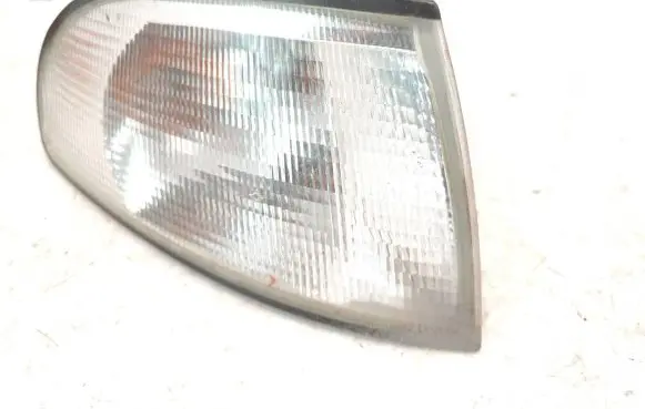 Audi A4 S4 B5 8D Front indicator light 183565B