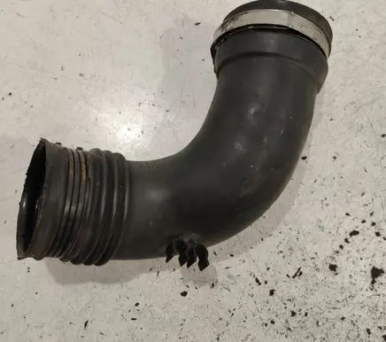 Renault Megane II Air intake hose/pipe 8200201614