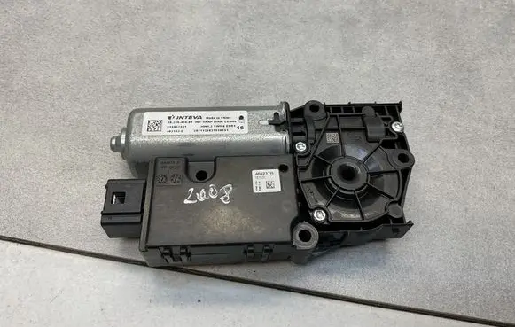 Peugeot 2008 II Sunroof motor/actuator 9825641680 915837501