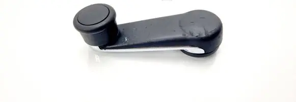 Volkswagen PASSAT B5.5 Rear door window winding handle 443837581D