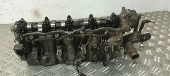 Volkswagen Bora Engine head 038103373E
