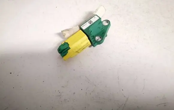Volkswagen PASSAT B6 Airbag deployment crash/impact sensor 3c0909606