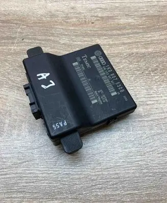 Volkswagen Touran I Gateway control module 1K0907530B 1K0907951