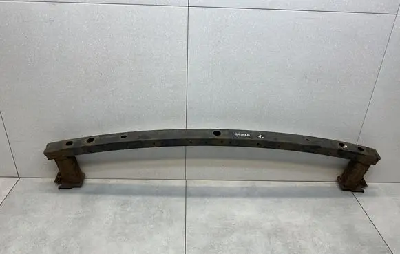 Nissan Qashqai Front bumper cross member