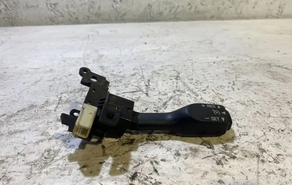 Toyota Avensis T270 Cruise control stalk 18A174