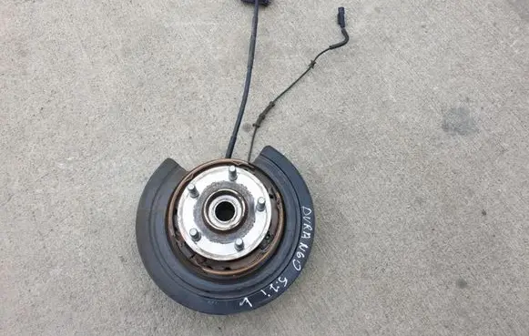 Dodge Durango Rear wheel hub