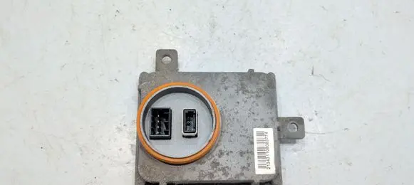 Volkswagen PASSAT B7 Headlight ballast module Xenon 8K0941597B