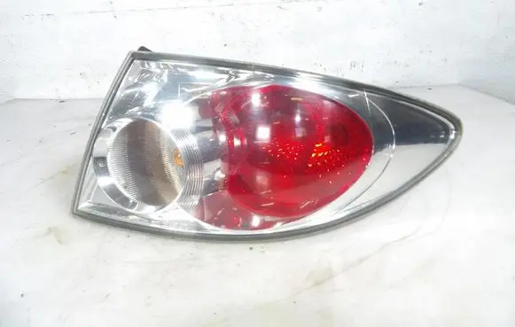 Mazda 626 Rear/tail lights 22061971