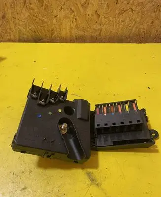 Mercedes-Benz E W211 Fuse module A2115461341 2115461341
