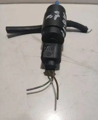 Mercedes-Benz A W168 Windscreen/windshield washer pump 2108691021