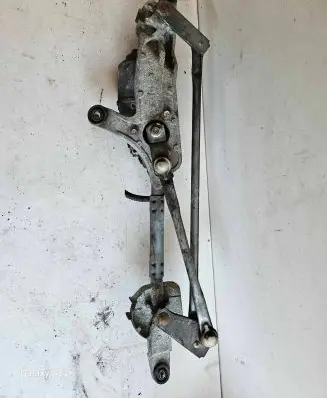 Opel Insignia A Front wiper linkage and motor 13227392 AV1590601415