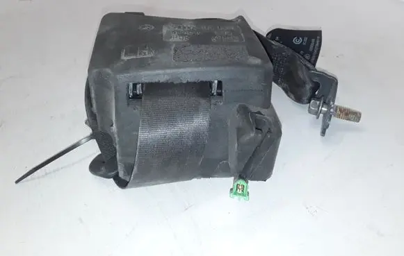 Volvo XC60 Rear seatbelt