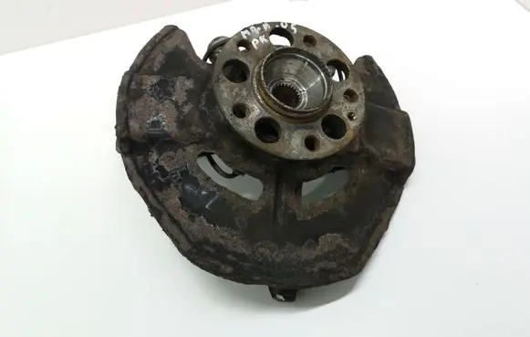 Mercedes-Benz A W169 Front wheel hub