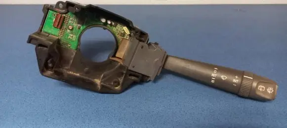 Volvo V70 Wiper control stalk 8622184