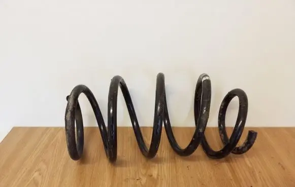 Nissan Qashqai Front coil spring
