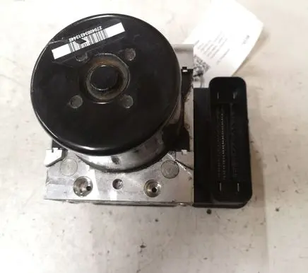 Volvo V40 ABS Pump 10096104223 10021209814 P31400644