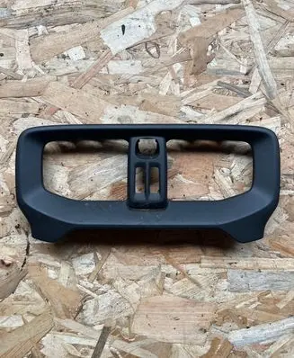 Volvo V40 Dashboard center trim panel 1302304