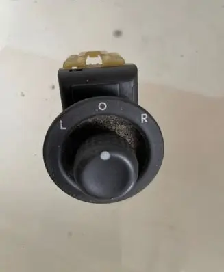 Dodge Caliber Wing mirror switch 56040694AD 1186A