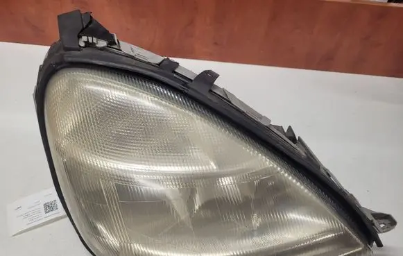 Mercedes-Benz A W168 Headlight/headlamp 0301152202 70898 A1688200261